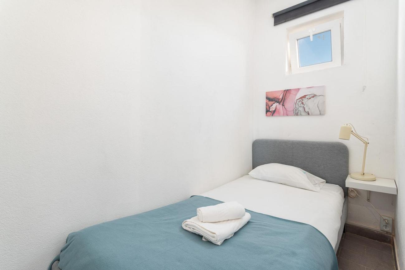 Blife Marya Private Rooms - Airport Stay Distretto di Distretto di Faro Esterno foto