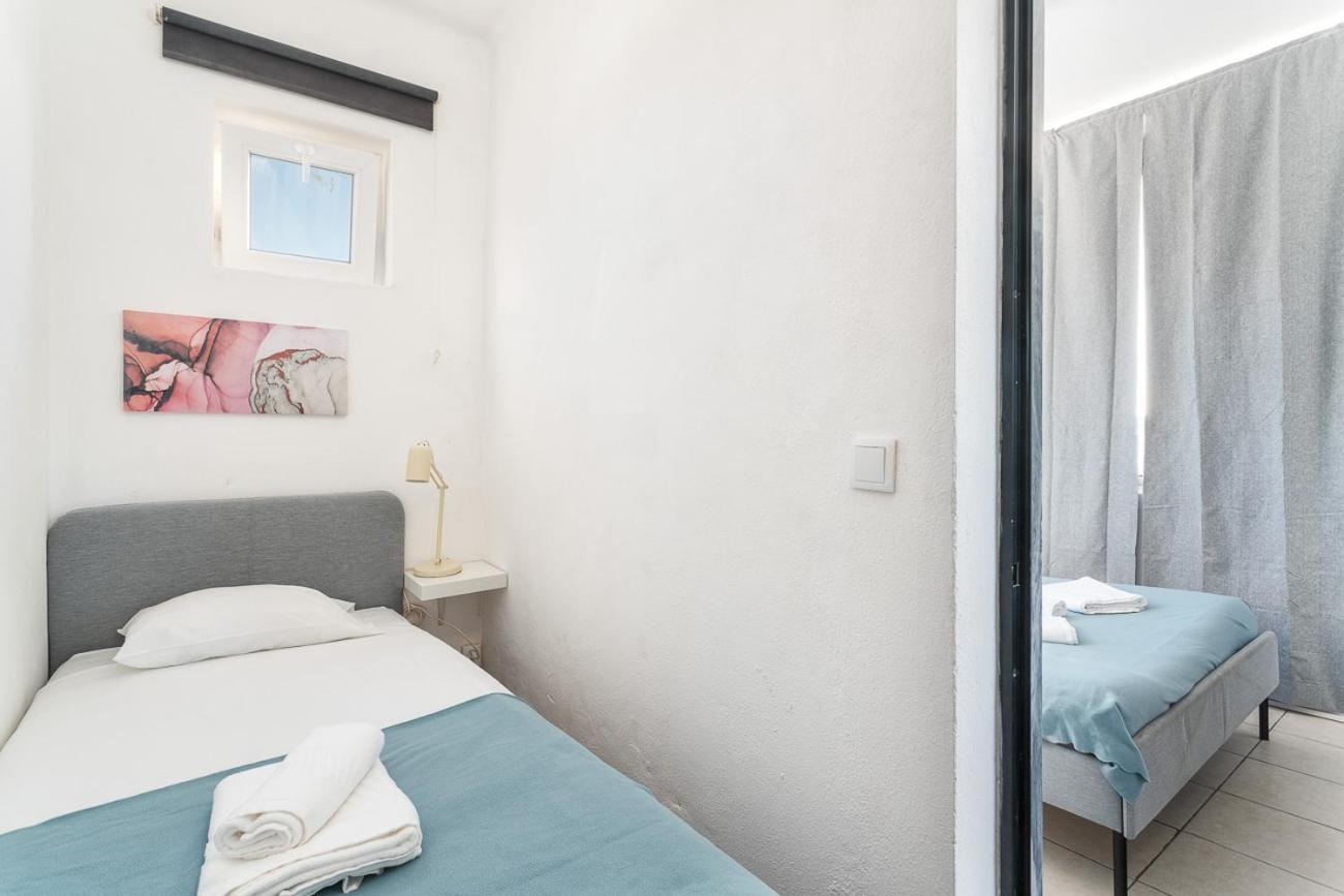 Blife Marya Private Rooms - Airport Stay Distretto di Distretto di Faro Esterno foto