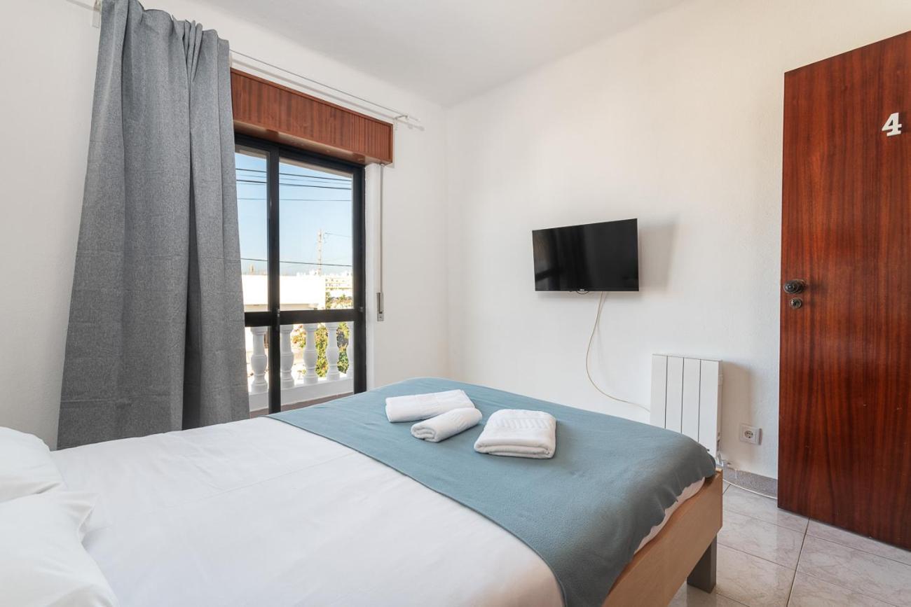 Blife Marya Private Rooms - Airport Stay Distretto di Distretto di Faro Esterno foto