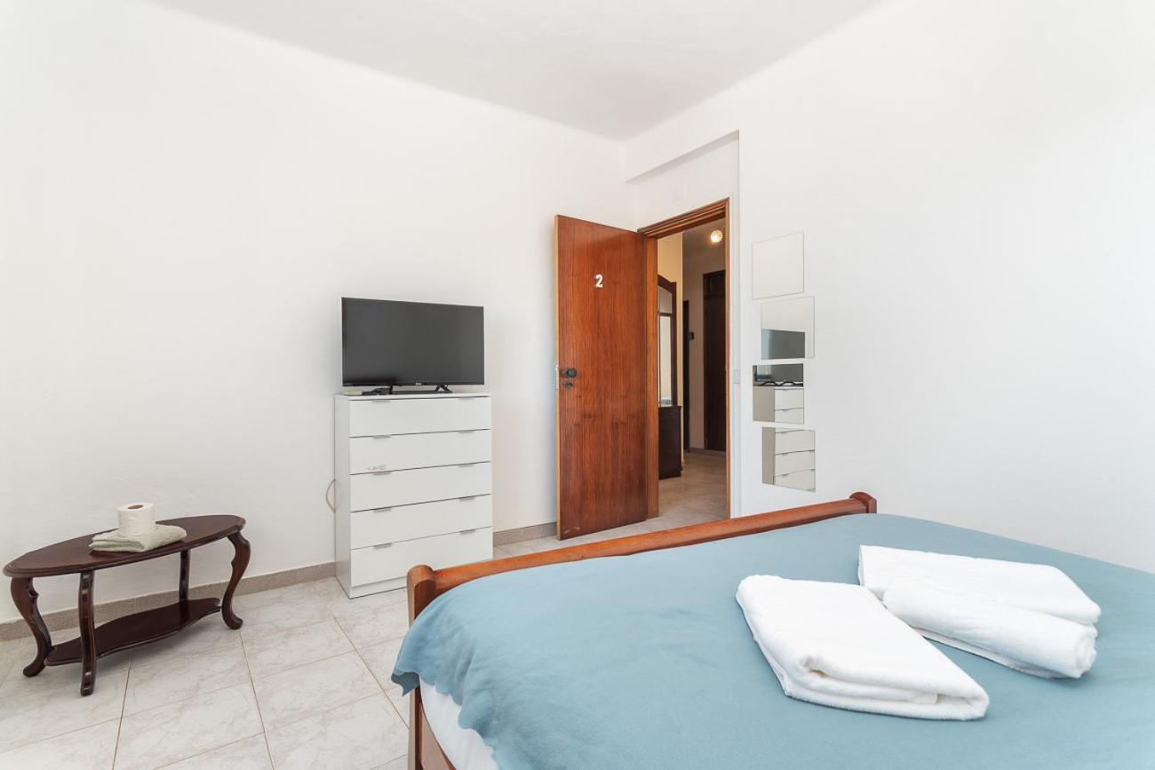 Blife Marya Private Rooms - Airport Stay Distretto di Distretto di Faro Esterno foto