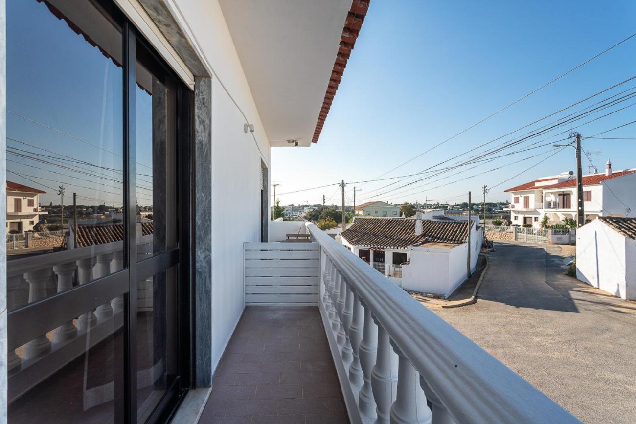 Blife Marya Private Rooms - Airport Stay Distretto di Distretto di Faro Esterno foto