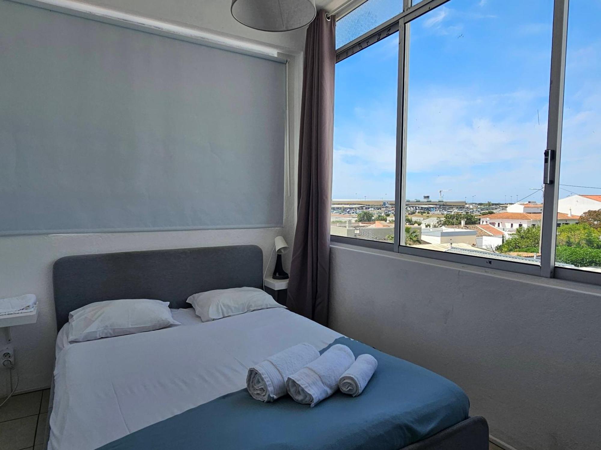 Blife Marya Private Rooms - Airport Stay Distretto di Distretto di Faro Camera foto