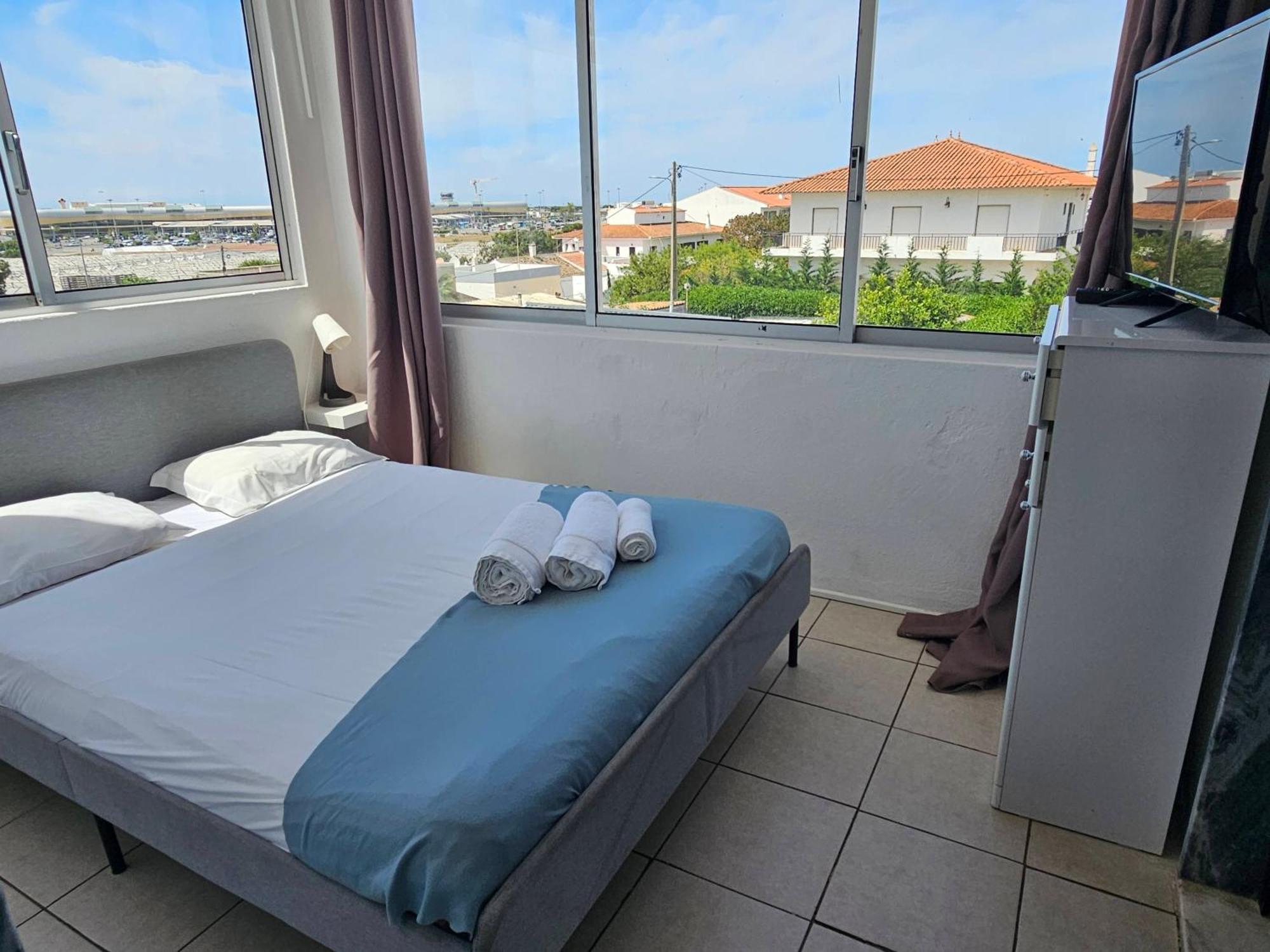 Blife Marya Private Rooms - Airport Stay Distretto di Distretto di Faro Camera foto