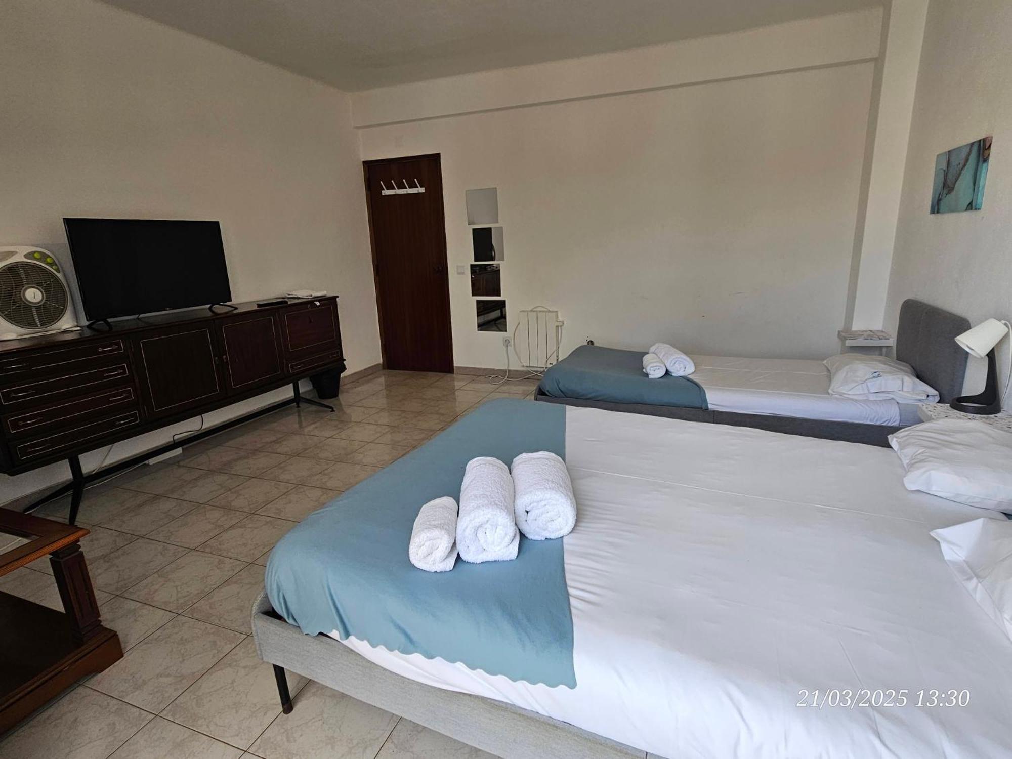 Blife Marya Private Rooms - Airport Stay Distretto di Distretto di Faro Camera foto
